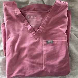 Pink figs scrubs top and jogger bottom
